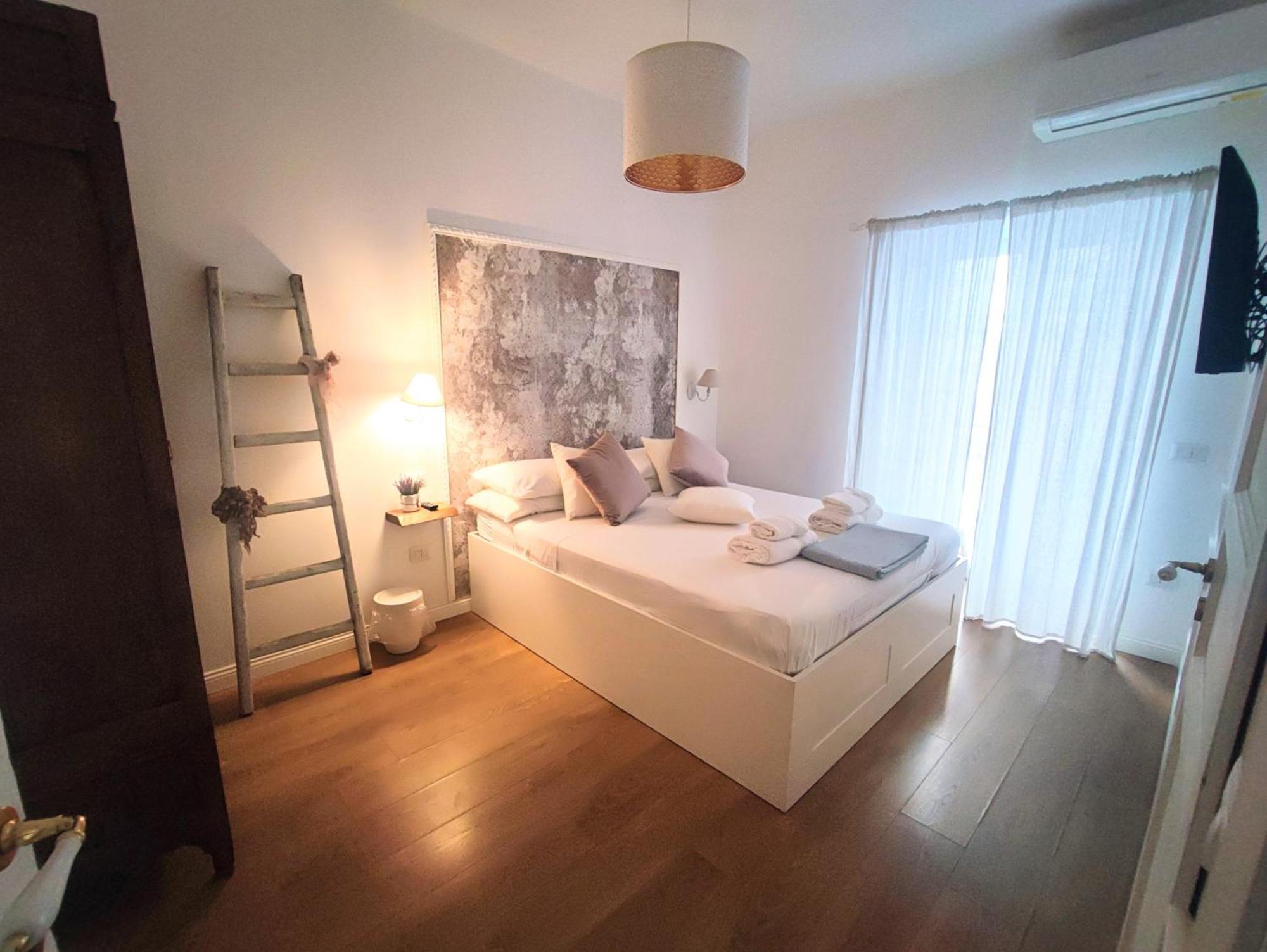 Annamaria Rooms 那不勒斯 客房 照片